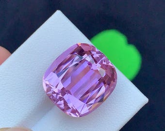 Stunning Pink Cusshion Cut Kunzite Gemstone, Loose Gemstone, Ring Size Cut Kunzite Gemstone, Kunzite Cut Stone. 19.80 carats