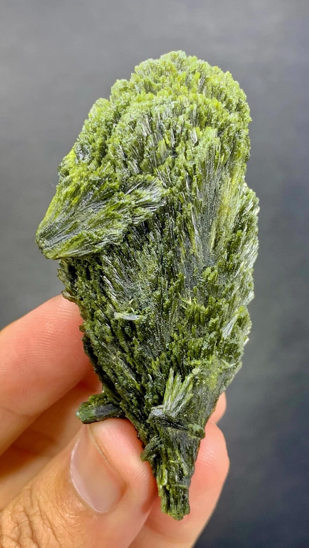 Natural Green Color Epidote Bunch Specimen From Baluchistan Mine ...