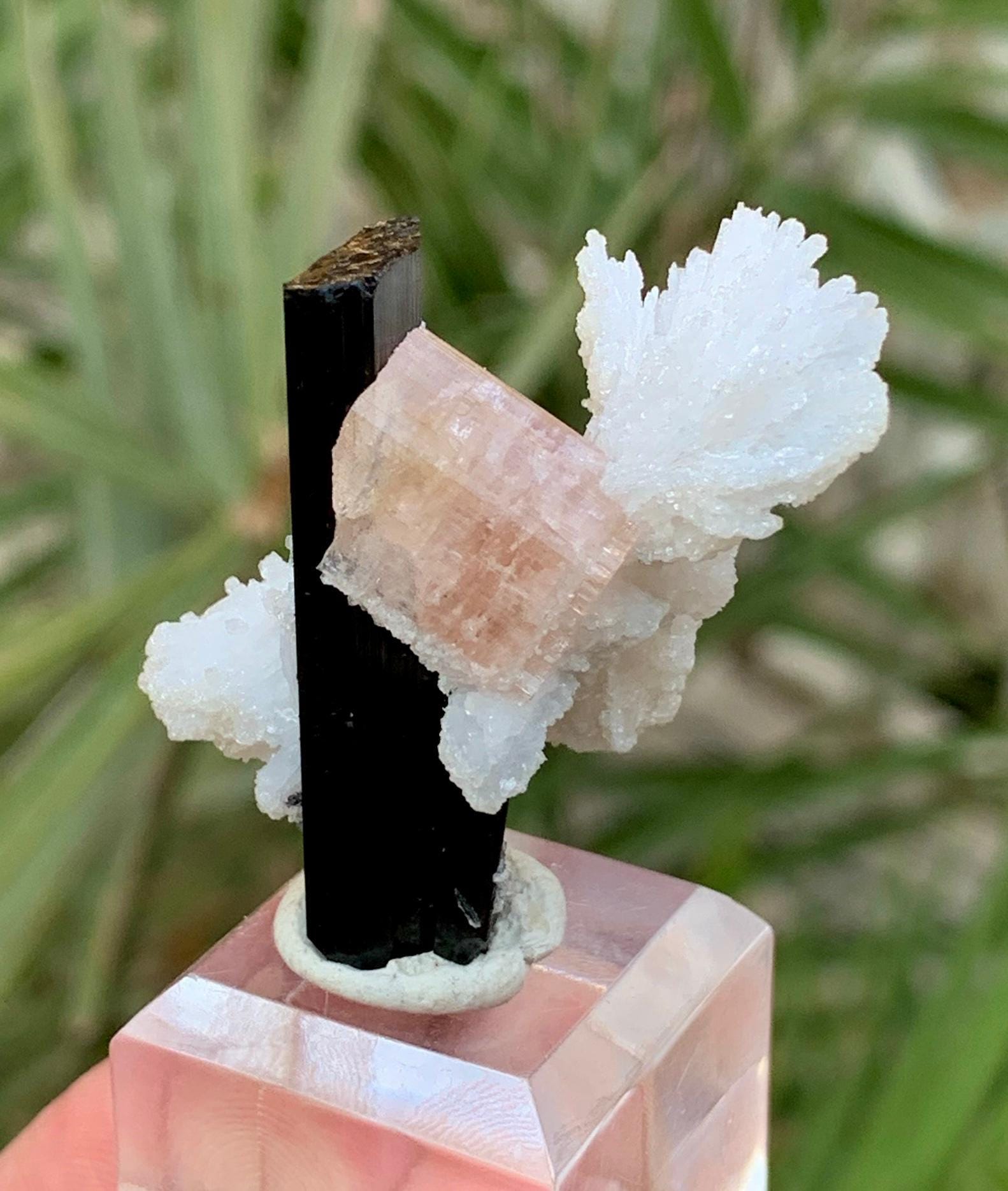 Fluorescent apatite - Etsy 日本