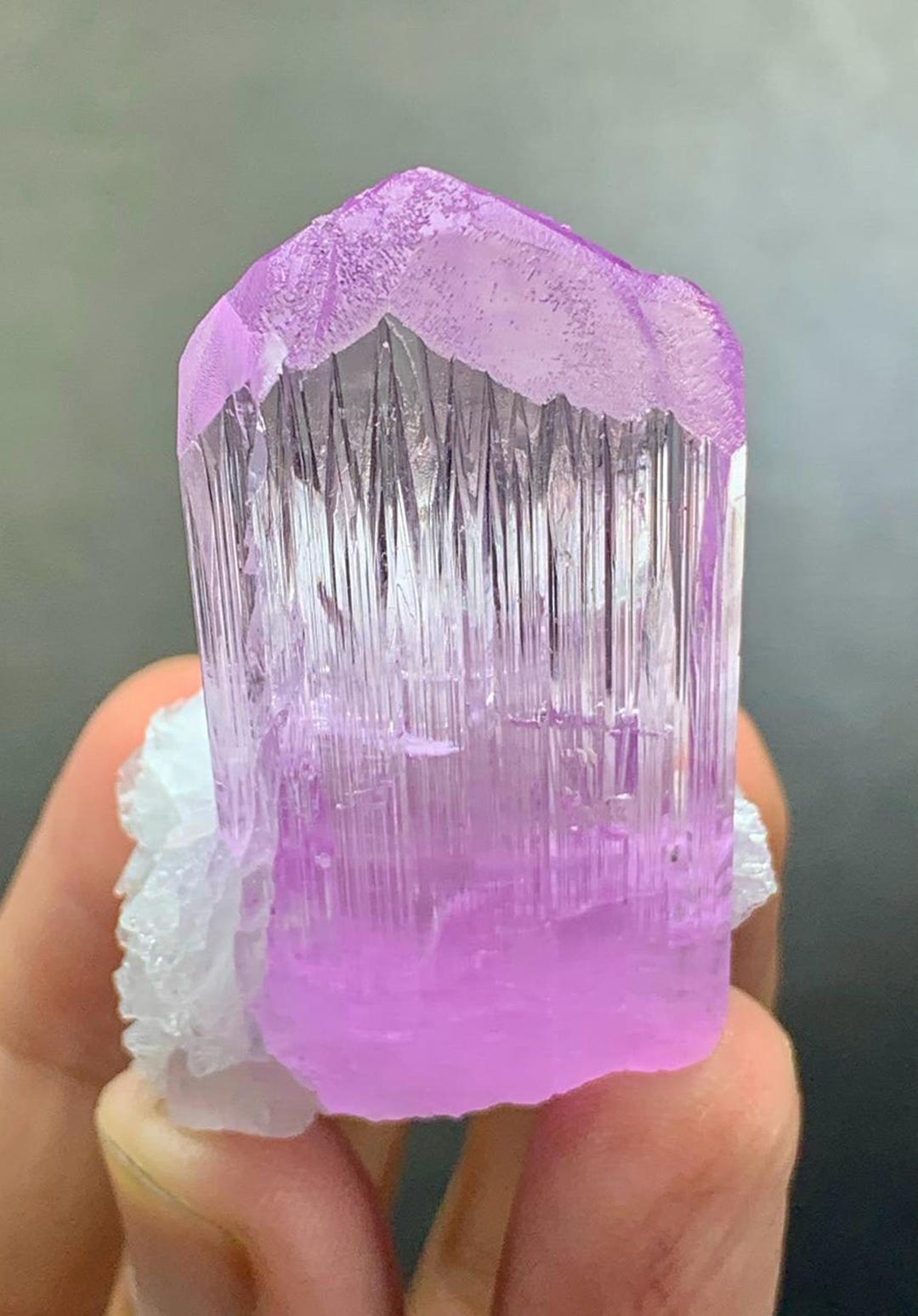 Natural Pink Color Fluorescent Kunzite Var Spodumene Crystal With ...