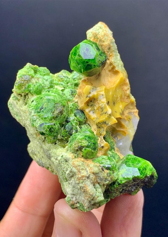 Natural Green Color Demantoid Garnet Specimen, Demantoid Garnet