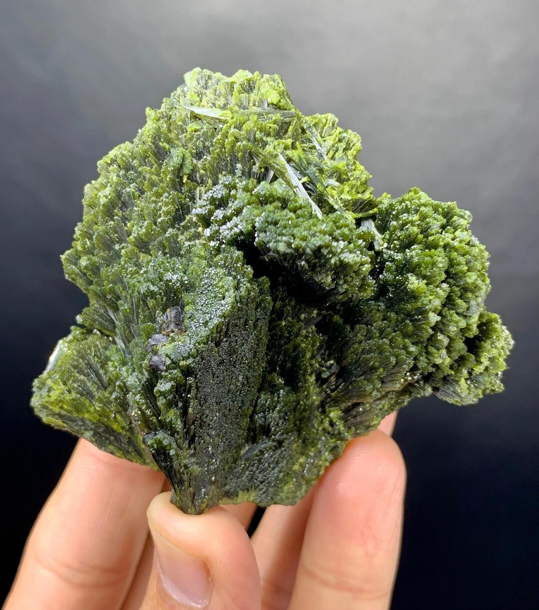 Natural Green Color Epidote Bunch Specimen From Baluchistan Mine ...