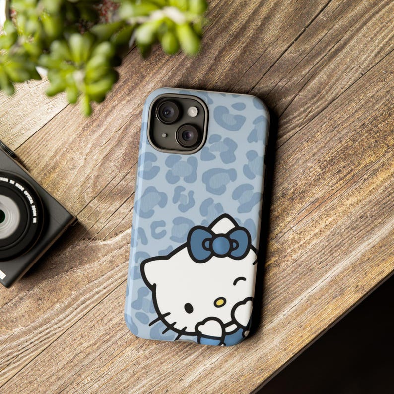 Hello Kitty-telefoonhoesje - Hello Kitty luipaardprint, technisch accessoire met dierenprint, cadeau voor kattenliefhebbers, terug naar school afbeelding 1