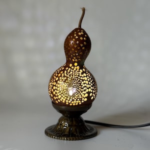 Lámpara artesanal, diseño especial de lámpara de noche en espiral, lámpara colgante decorativa portátil de calabaza, única, regalo de cumpleaños y Navidad.