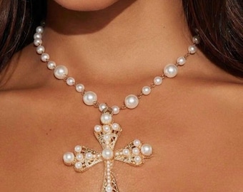 collana con croce