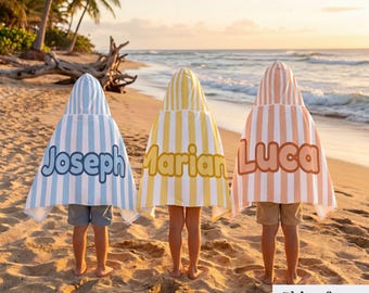 Toalla de playa infantil personalizada con capucha y rayas, idea de regalo para niños pequeños, toalla de playa personalizada, accesorios de verano, fiesta en la piscina de fin de curso.