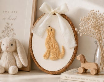 Golden retriever barnrum presenter till nyfödda barn hund barnrumsinredning personlig blivande mamma present bebis anpassad broderi nåltovning väggdekor