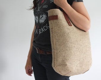 Felt and leather bag, Shoulder tote, Wool felt handbag, Felt knitting sack