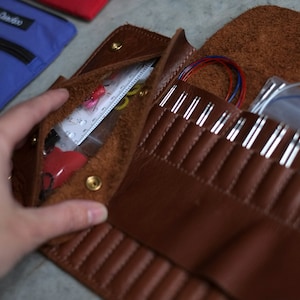 Shorties Brown leather case, Interchangeable short needle case in leather, all-in-one chiaogoo short needle case image 5