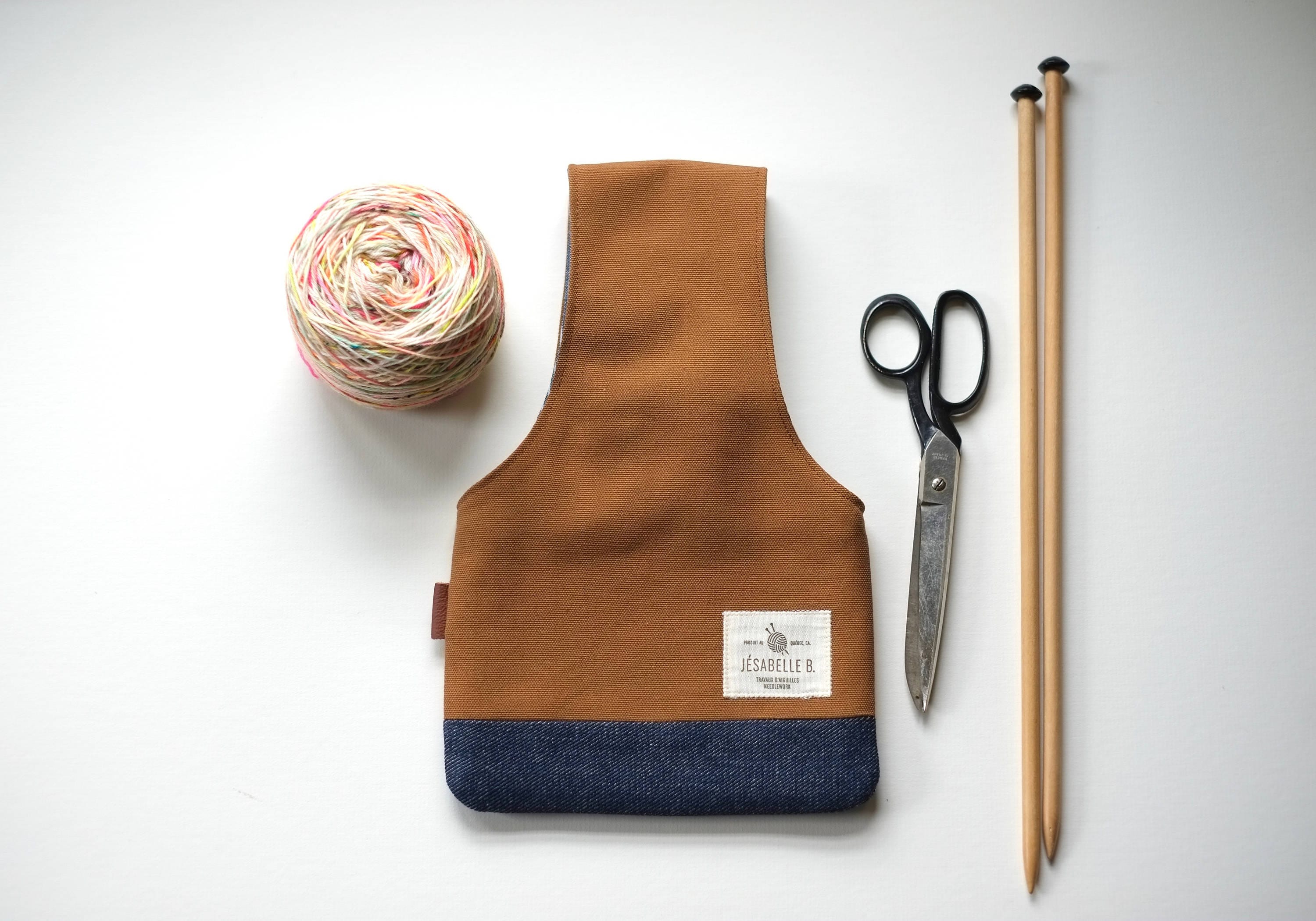 Knitting bag in brown and denim small, Project bag for knitting on th…