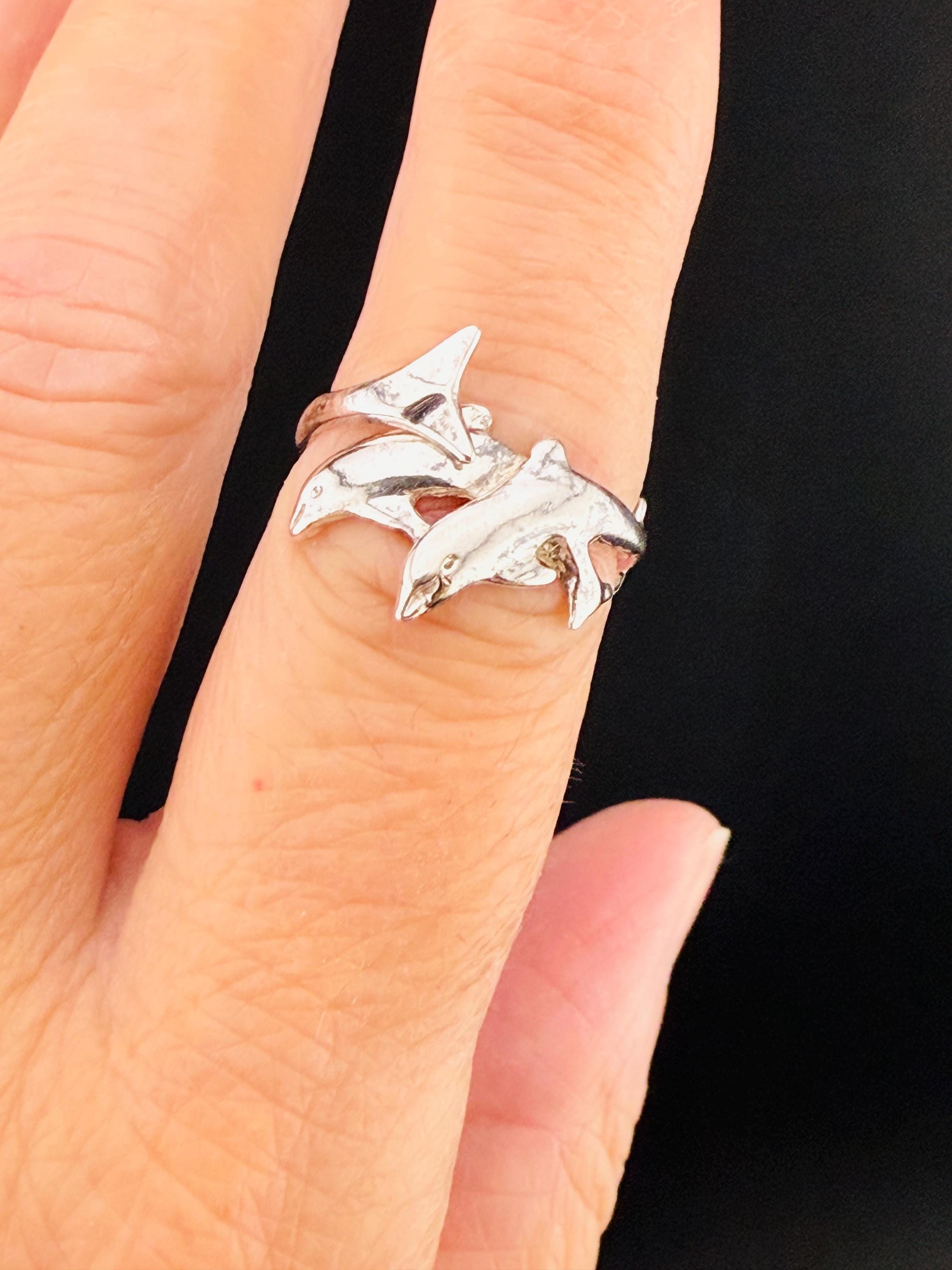 Vintage Sterling Silver Intertwined Dolphins Ring Size 5 Signed