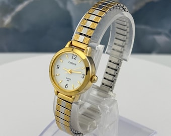 Working Timex Carriage Two Tone Stainless Steel Oval Ladies  display picture 2