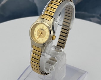 Seiko 5 Women's Automatic Watch 4207-00W0 Black Dial Gold Tone 21