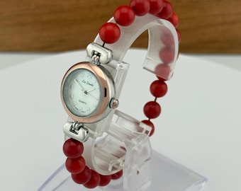 Vintage Lee Sands Quartz Beaded Bracelet Women’s Watch – Red Beads – 21.6mm Case – Japan Movement – New Battery