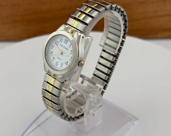 Vintage Gucci 6700L Stainless Steel Ladies Quartz Watch – New