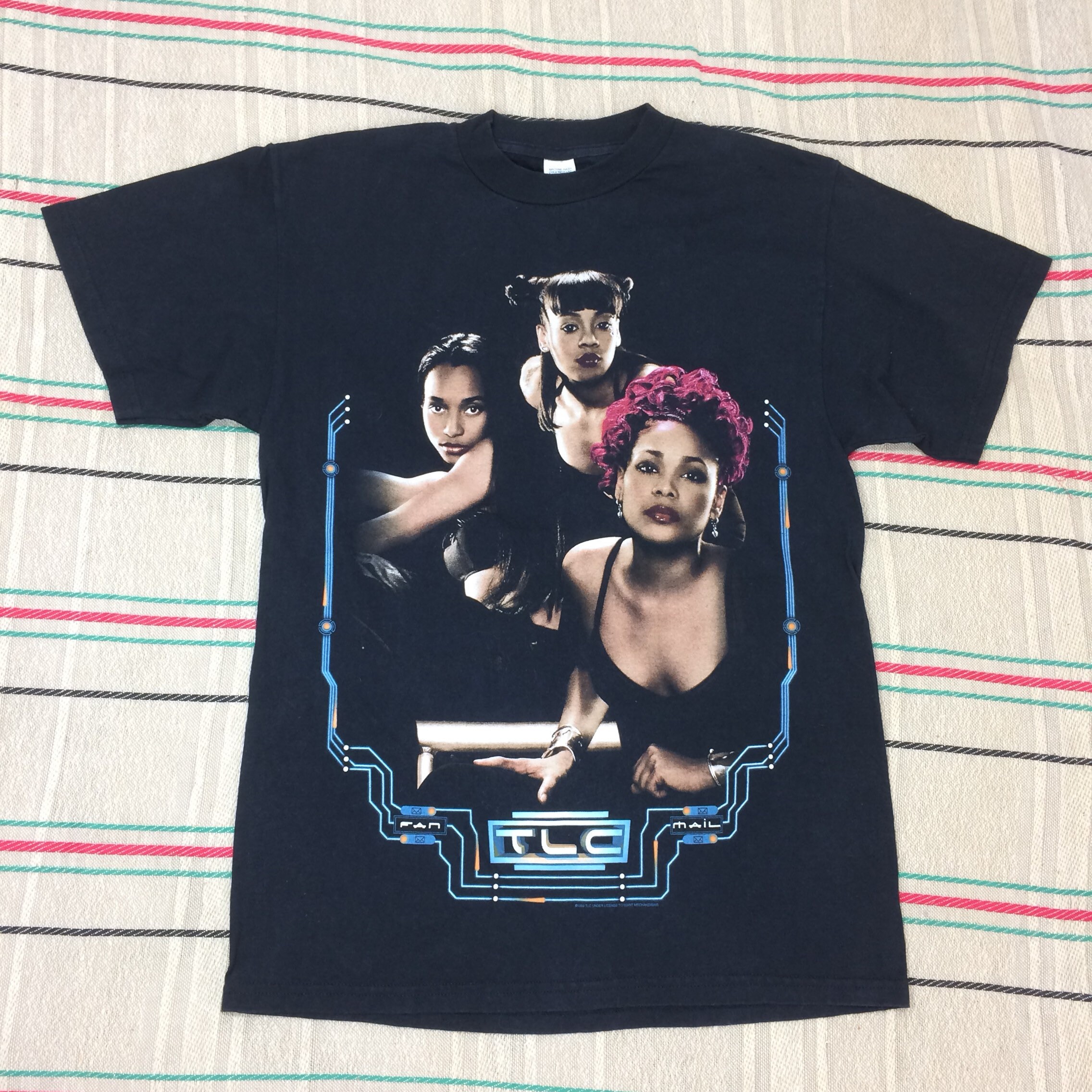 1990s TLC 1999 Fan Mail Tour T-shirt Size Medium 19x28 All Cotton 
