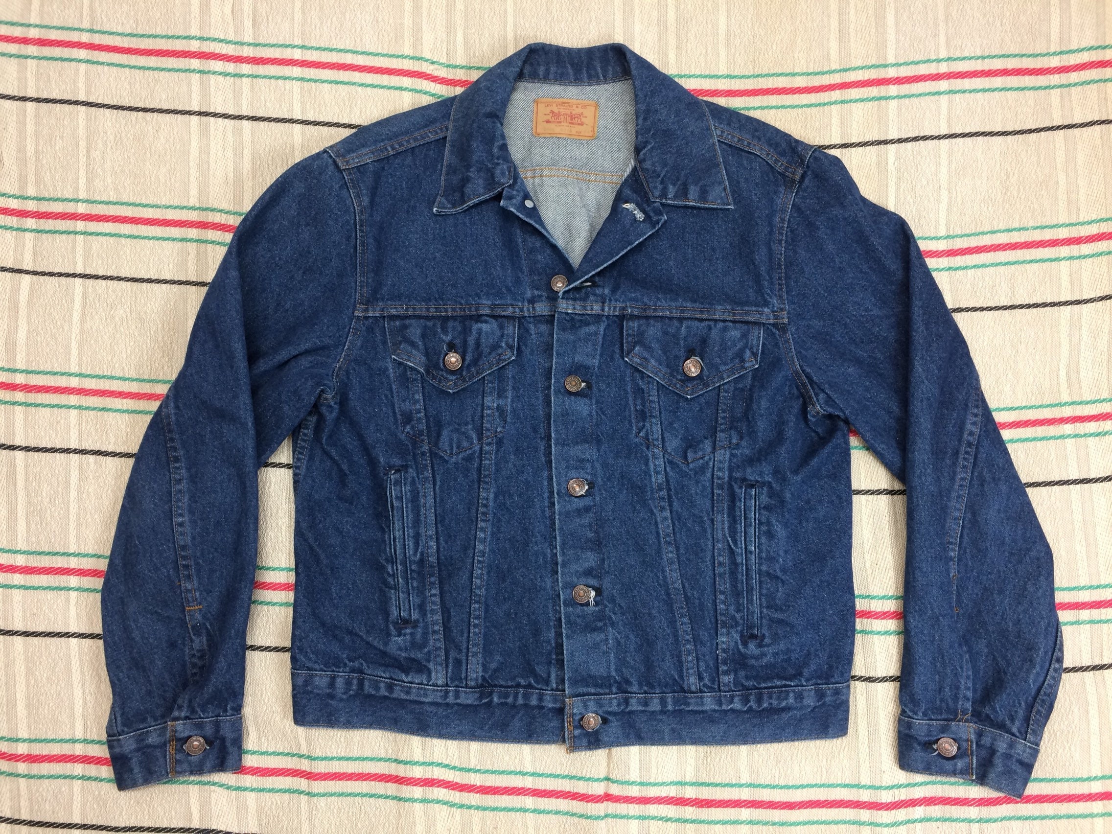 levis jacket measurements