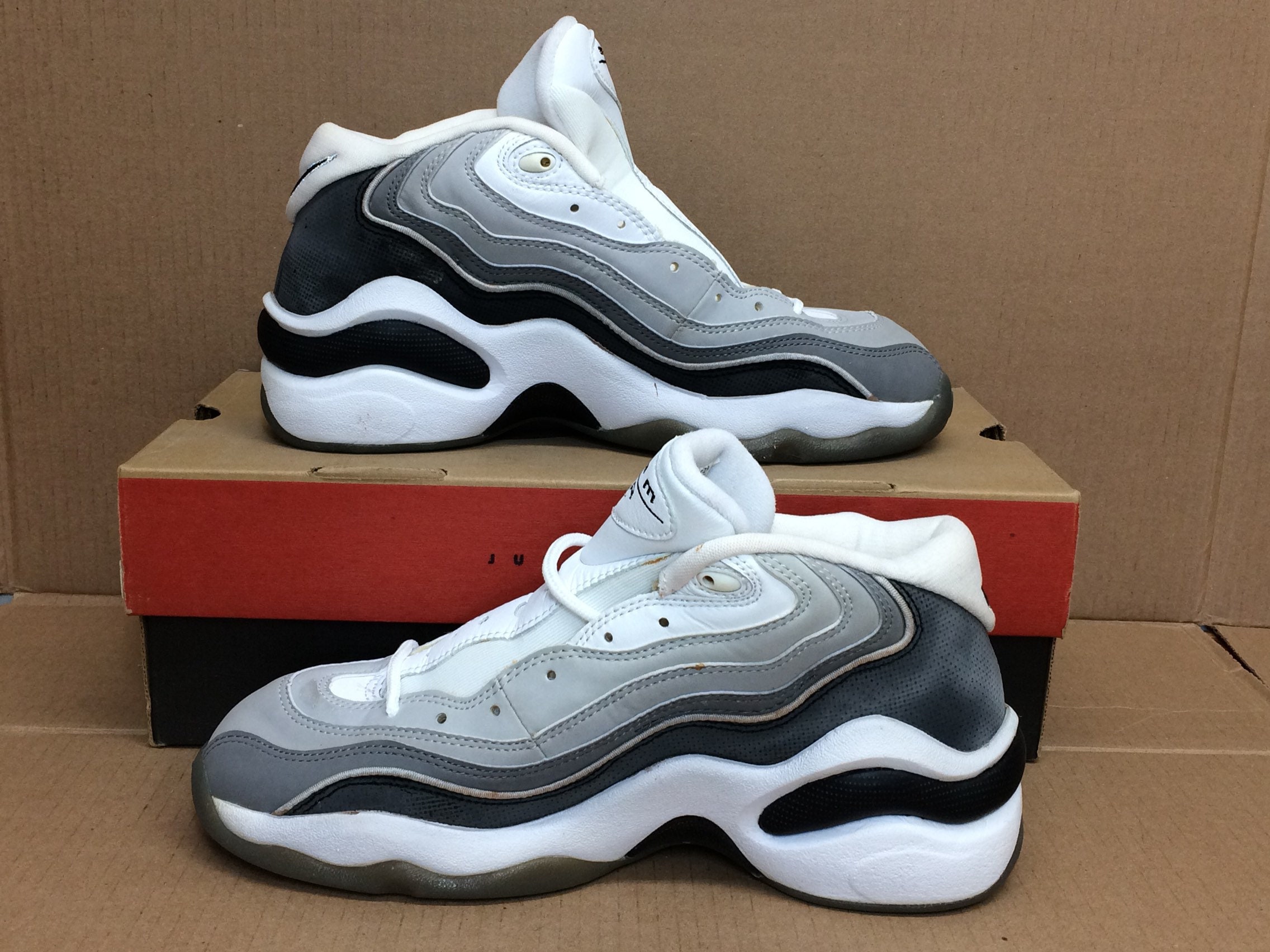 Deadstock Nike Air Zoom Flight 96 Basketball Shoes Size 9 - Etsy Norway