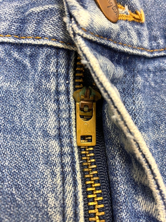1990s Wrangler cut-off blue jeans shorts W-34 measure… - Gem