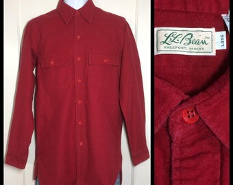 1970s LL Bean script label cursive script tag soft cotton Chamois cloth  Work Shirt Red size 15 Long Tall Small Medium lumberjack