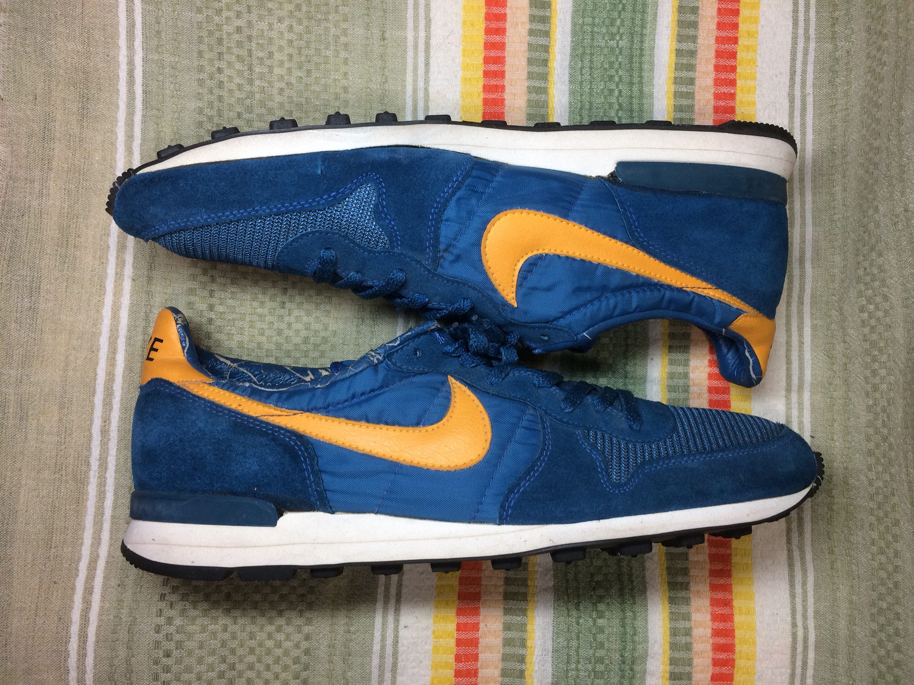 nike internationalist nylon trainers nike internationalist nylon trainers