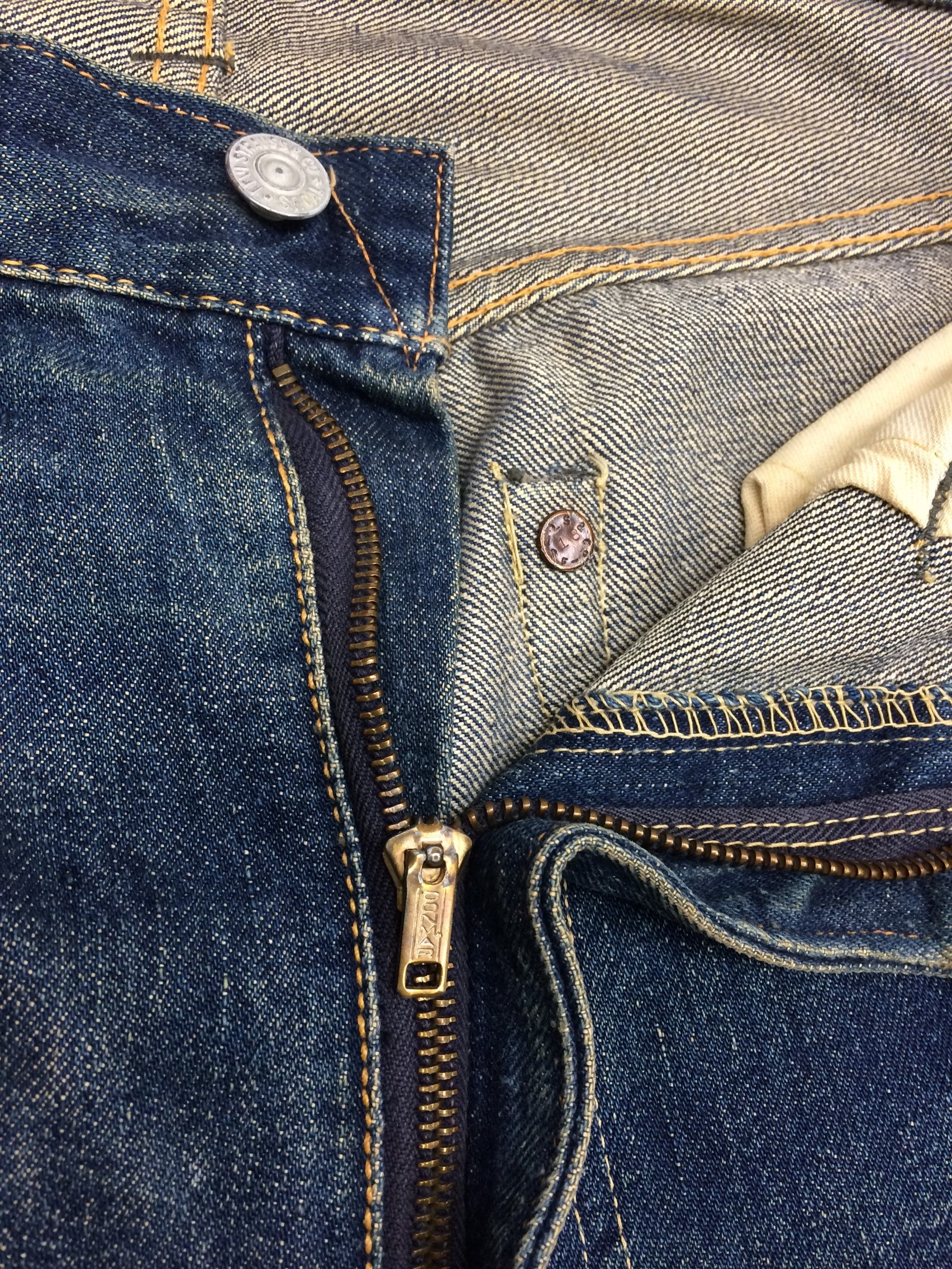 1950s Levis 501Zxx big E indigo denim blue jeans 32x32 hidden rivets ...