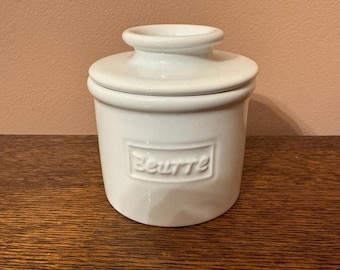 Mantequera original de cerámica blanca