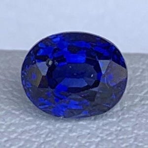 Natural Blue Sapphire 0.79ct - (H)
