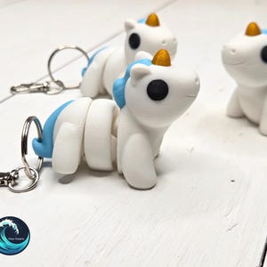 Flexi Unicorn Keychain – Fidget Toy for Kids & Adults – Backpack Charm or Key Ring
