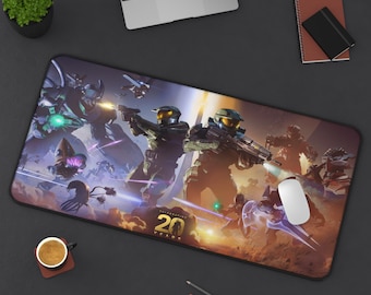 Halo 5 Guardians Fan Art Gaming Desk Mat | Halo Artwork Mousepad | Anime Desk Mat | Gift for Gamer
