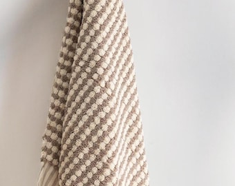 Organic Turkish Cotton Hand Towel: Soft, Absorbent Kitchen & Bath
