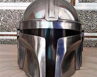 Casco mandaloriano de acero beskar - Armadura de acero plateada de cara completa de ciencia ficción - Accesorio de película para disfraz de Halloween de Steel Bounty