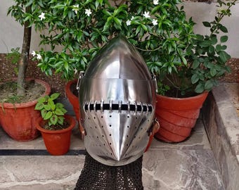 Medieval Houndskull Bascinet Helmet: 16 Gauge Steel Armor, Chainmail