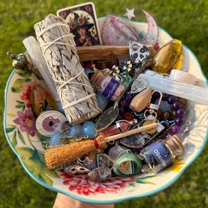 Witch Confetti | Extra Large Scoop | Spell work | Crystals | Sage | Beginner Witch | Altar |