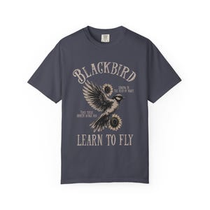 Blackbird Shirt, Comfort Colors, Retro Vintage Shirt, Trendy Tee, Retro Music Shirt, Concert Shirt, Old School Rock Band Shirt, Gift Shirt Navy