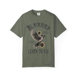 Blackbird Shirt, Comfort Colors, Retro Vintage Shirt, Trendy Tee, Retro Music Shirt, Concert Shirt, Old School Rock Band Shirt, Gift Shirt Moss