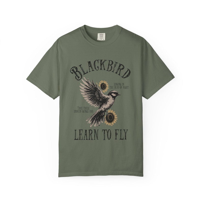 Blackbird Shirt, Comfort Colors, Retro Vintage Shirt, Trendy Tee, Retro Music Shirt, Concert Shirt, Old School Rock Band Shirt, Gift Shirt Moss