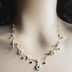 Delicate flower design crystal  necklace and earrings set