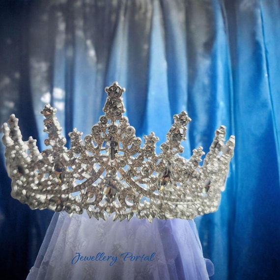 Majestic Elegance Crystal Crown/teara - Etsy display picture 2