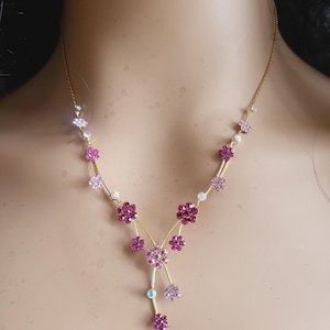 delicate flower design crystal  necklace and earrings set