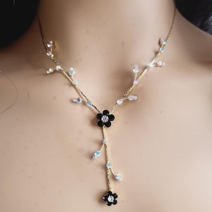 Delicate flower design crystal  necklace and earrings set