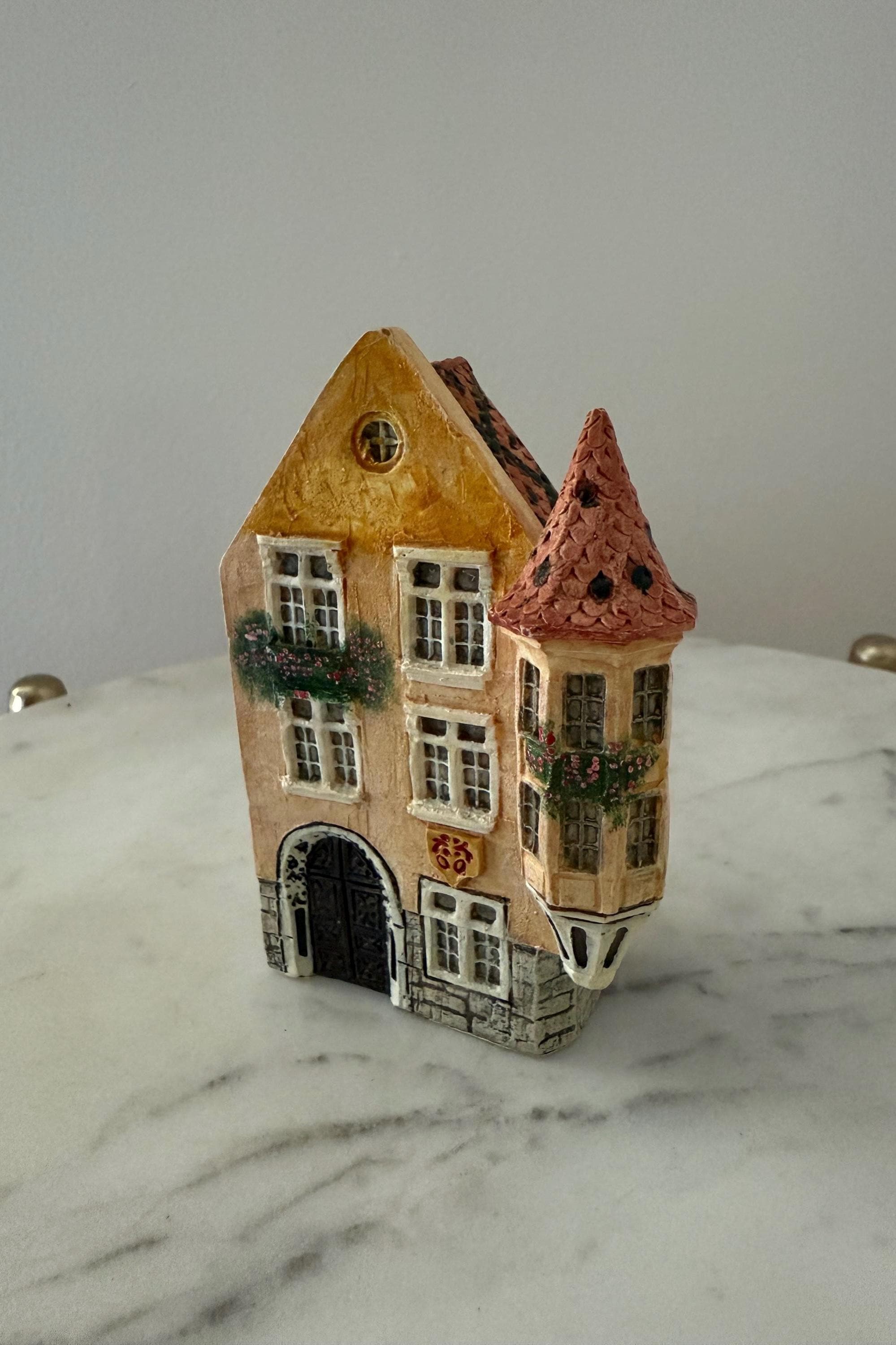 Gault Houses - Etsy