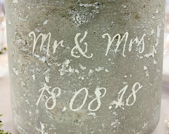 Rustic Custom Wedding Plant Pot | Mr and Mrs Cement Plant Pot | Personalised Wedding Planter | Perfect Wedding Gift or Centrepiece