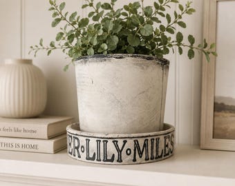Regalo personalizzato con il nome della famiglia / Vaso per piante personalizzato con i nomi dei bambini / Fioriera in cemento