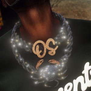 Custom FiveM Chain