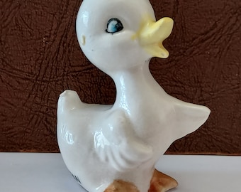 Vintage Porecelain Duckling Figurine, Made in Japan