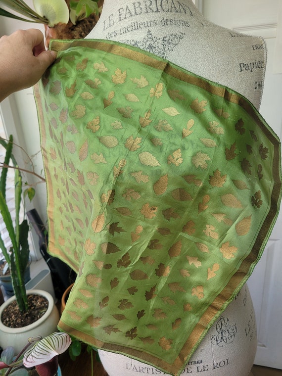 Rare Vera Green and Gold Silk Oak Leaf Leaves Sca… - image 8