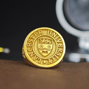 Personalized Graduation Rings in Silver & Gold – Custom University Class Ring for Alumni