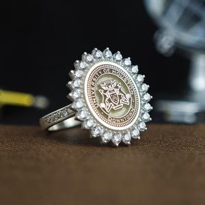 Personalized College Class Ring - Custom University Graduation Jewelry in Silver & Gold