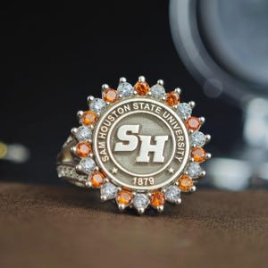 Custom Graduation Ring for College – Personalized University Class Ring in Silver & Gold